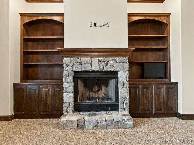 18961 Chickadee Court, Owasso, OK 74055