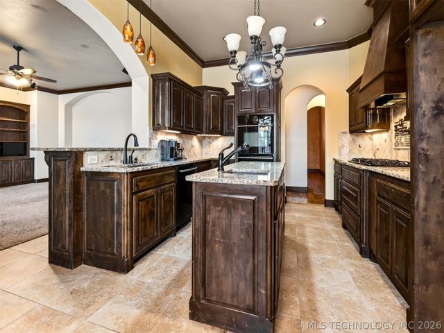 18961 Chickadee Court, Owasso, OK 74055