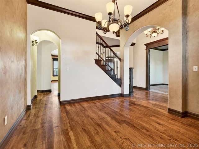18961 Chickadee Court, Owasso, OK 74055