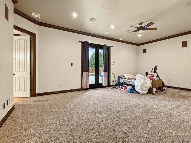 18961 Chickadee Court, Owasso, OK 74055