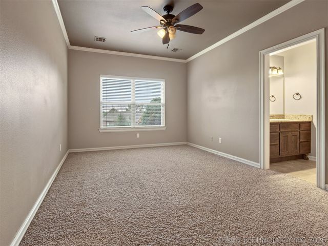 18961 Chickadee Court, Owasso, OK 74055
