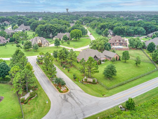 18961 Chickadee Court, Owasso, OK 74055