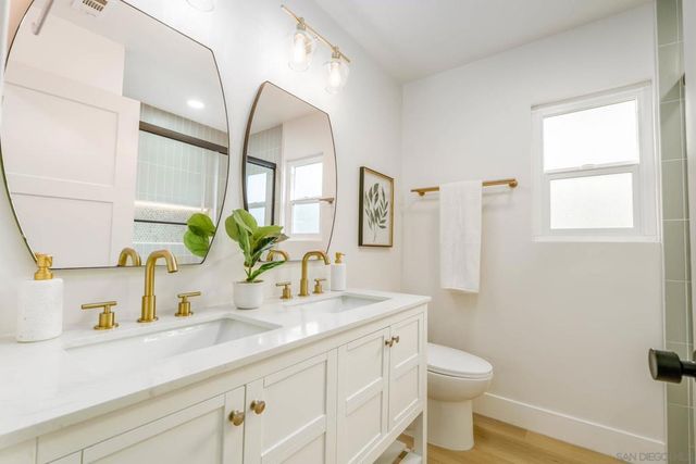 1602 Montgomery, Vista, CA 92084