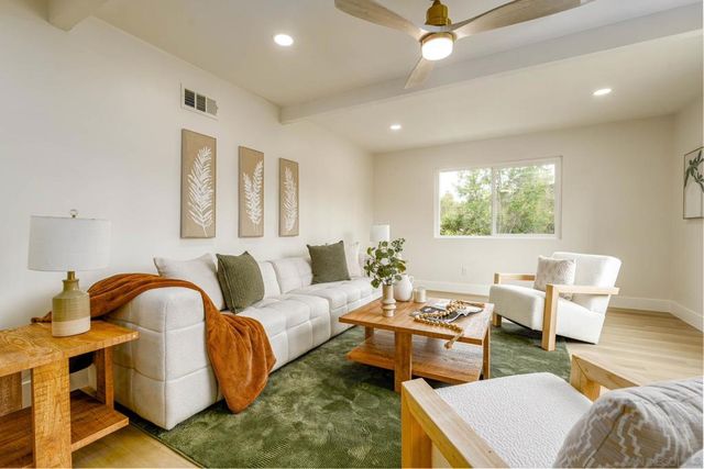 1602 Montgomery, Vista, CA 92084