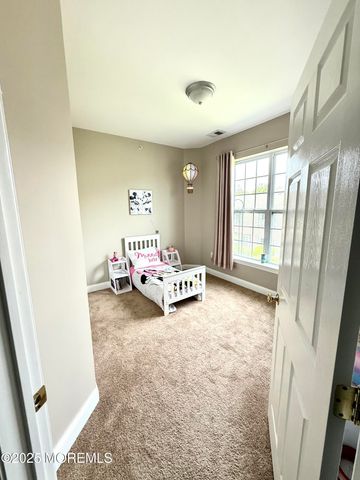 910 Abby Road, Middletown, NJ 07748
