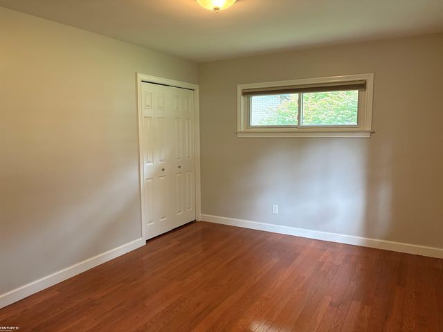 120 Montmorency Road, Rochester Hills, MI 48307