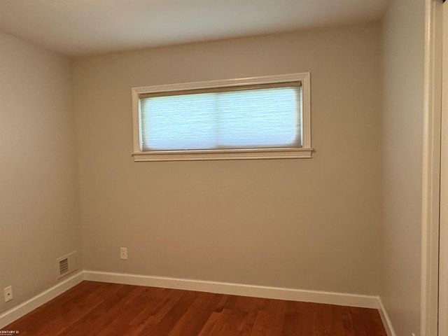 120 Montmorency Road, Rochester Hills, MI 48307