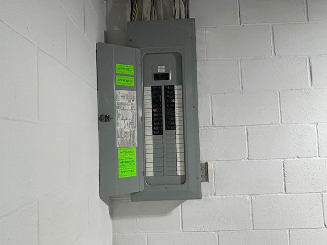 120 Montmorency Road, Rochester Hills, MI 48307