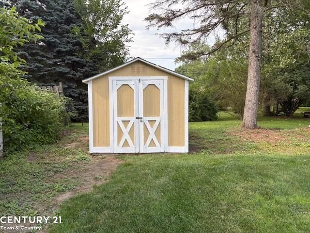 120 Montmorency Road, Rochester Hills, MI 48307