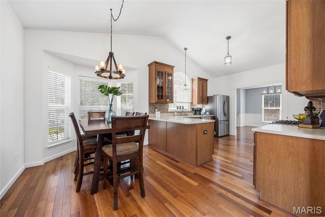 319 Lake Side View Lane, St Peters, MO 63376