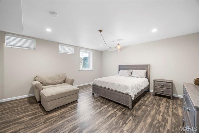 319 Lake Side View Lane, St Peters, MO 63376
