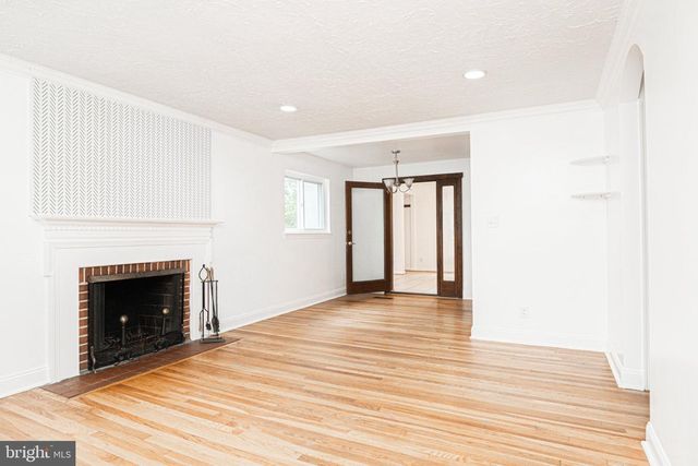 3242 HOLLY HILL DR, Falls Church, VA 22042