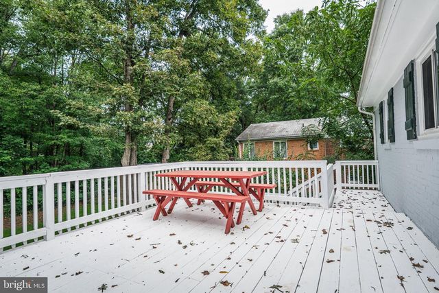 3242 HOLLY HILL DR, Falls Church, VA 22042