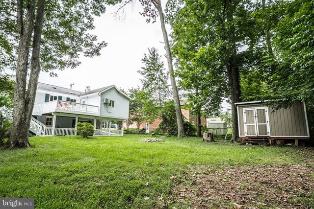 3242 HOLLY HILL DR, Falls Church, VA 22042