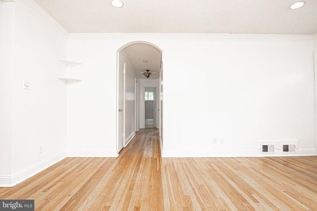 3242 HOLLY HILL DR, Falls Church, VA 22042