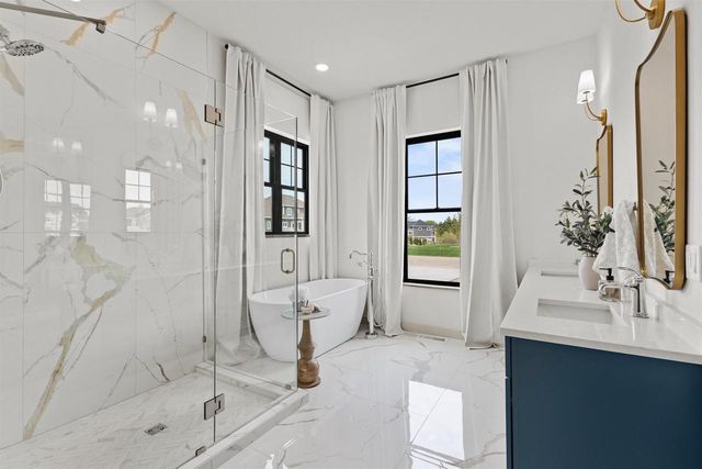 6811 Angelica Trail, Sun Prairie, WI 53590