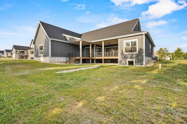 6811 Angelica Trail, Sun Prairie, WI 53590