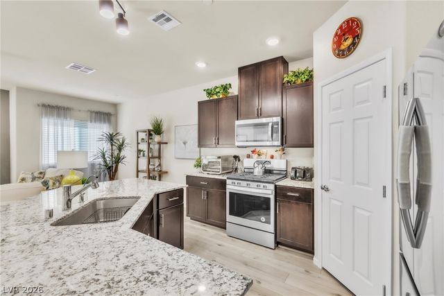 4725 Blaise Avenue 103, North Las Vegas, NV 89084