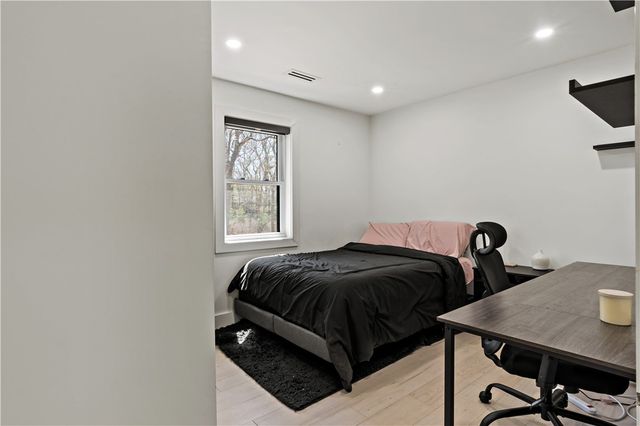 433 Gravelly Hill Road, South Kingstown, RI 02879