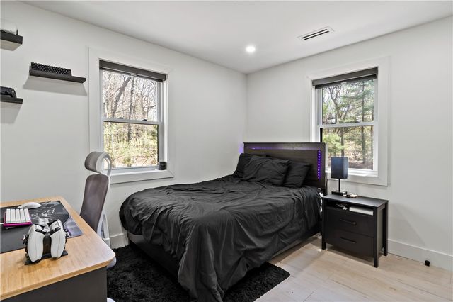 433 Gravelly Hill Road, South Kingstown, RI 02879