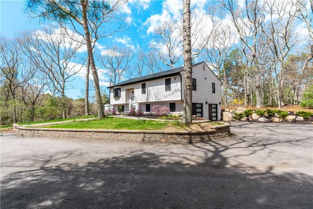 433 Gravelly Hill Road, South Kingstown, RI 02879