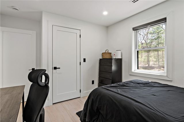 433 Gravelly Hill Road, South Kingstown, RI 02879