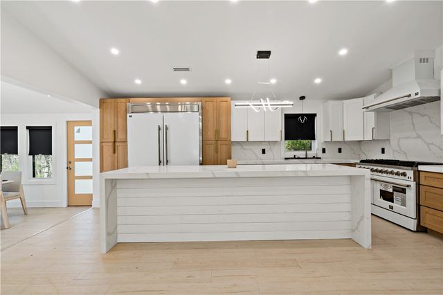 433 Gravelly Hill Road, South Kingstown, RI 02879