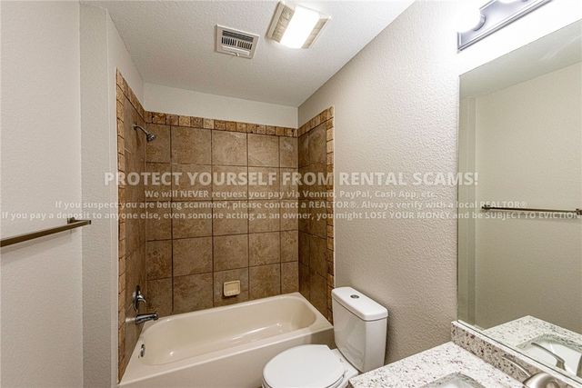 758 W Breeze Cove, Fayetteville, AR 72703