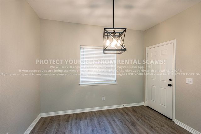 758 W Breeze Cove, Fayetteville, AR 72703