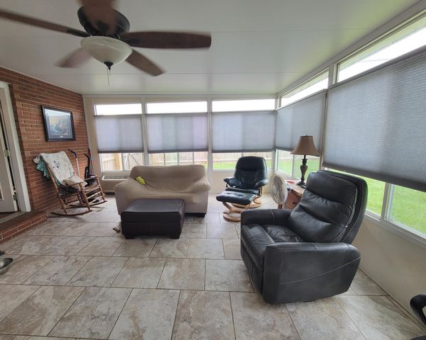 100 Devonne. Drive, Mt Sterling, KY 40353