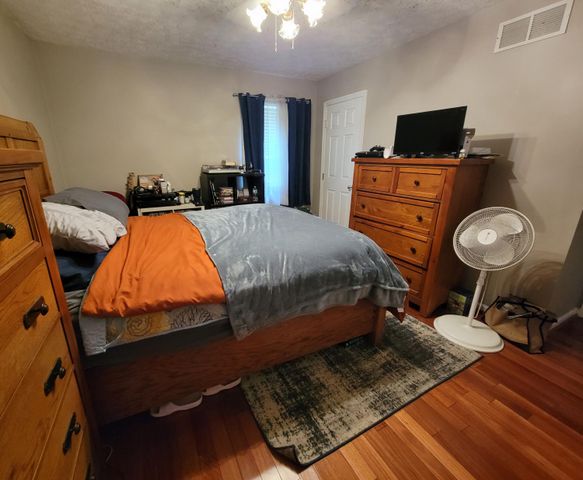 100 Devonne. Drive, Mt Sterling, KY 40353