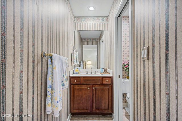14713 Forest Creek Way, Louisville, KY 40245