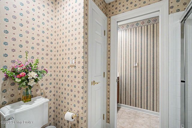 14713 Forest Creek Way, Louisville, KY 40245