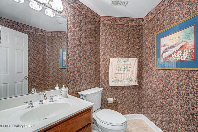 14713 Forest Creek Way, Louisville, KY 40245