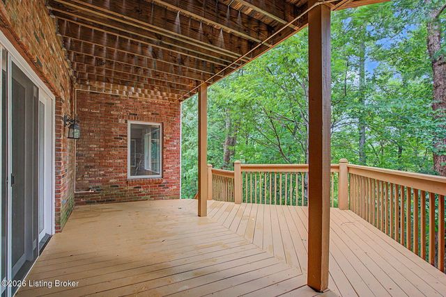 14713 Forest Creek Way, Louisville, KY 40245
