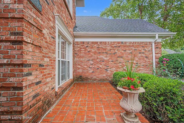 14713 Forest Creek Way, Louisville, KY 40245