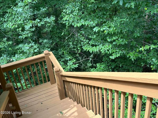 14713 Forest Creek Way, Louisville, KY 40245
