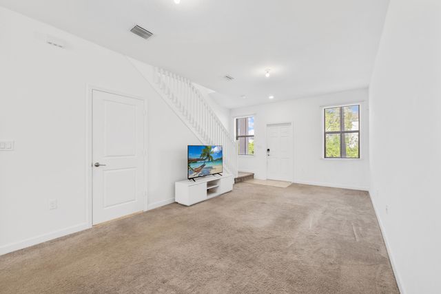 534 SW 19th Terrace, Fort Lauderdale, FL 33312