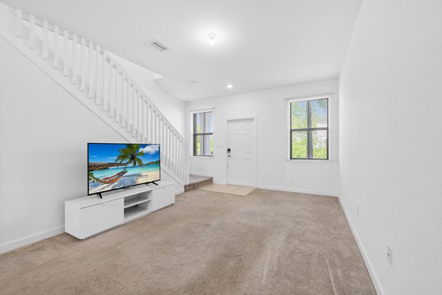 534 SW 19th Terrace, Fort Lauderdale, FL 33312