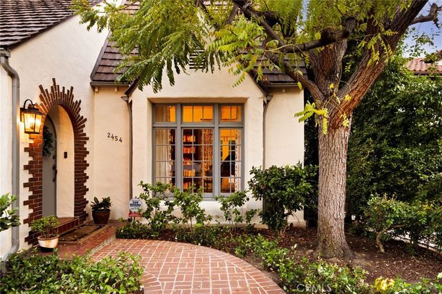2454 Ridgeway, San Marino, CA 91108
