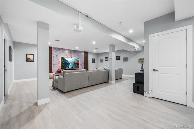 4037 Jean Avenue, Bethpage, NY 11714