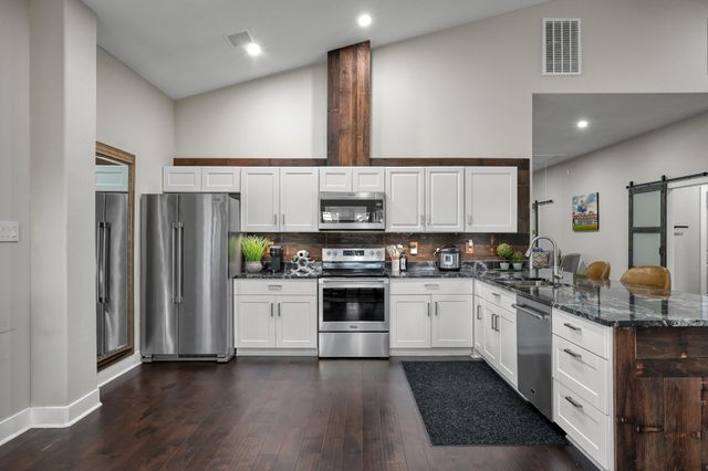 10431 County Road 233, Richards, TX 77873
