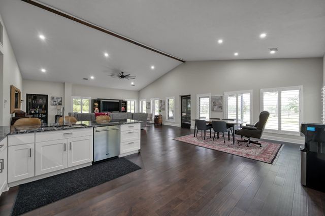 10431 County Road 233, Richards, TX 77873