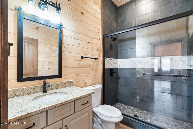 991 King Branch Rd Rd, Sevierville, TN 37876