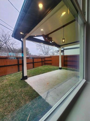 1002 Natchez Ave, Pasadena, TX 77506