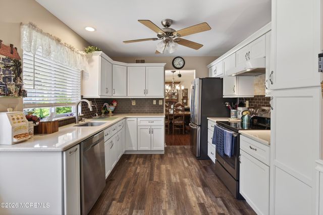 716A Wooton Court, Manchester, NJ 08759