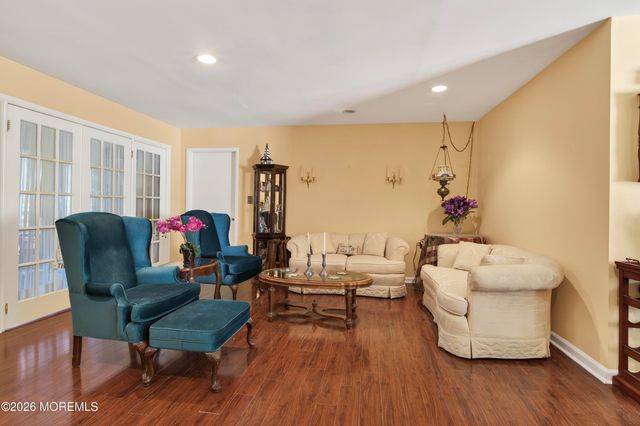 716A Wooton Court, Manchester, NJ 08759