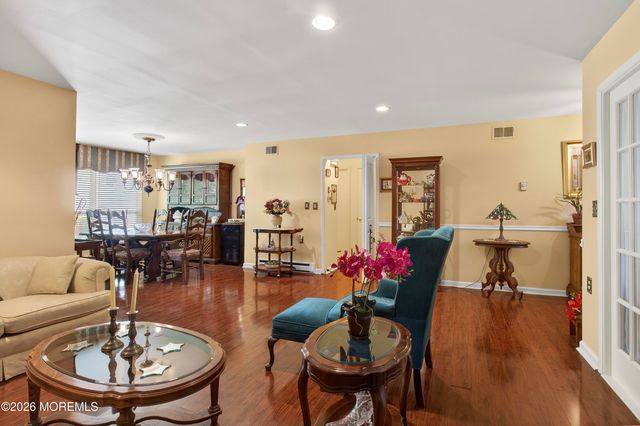 716A Wooton Court, Manchester, NJ 08759
