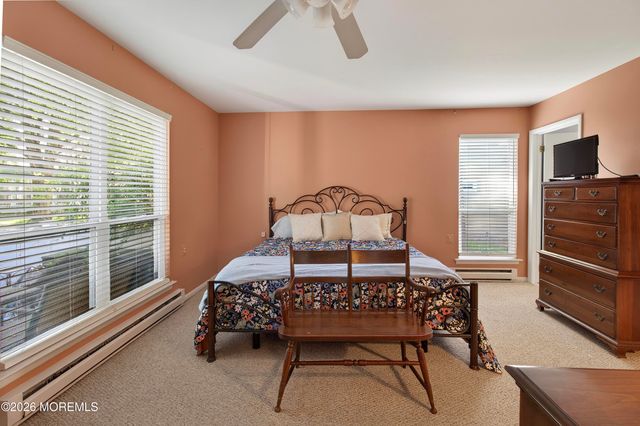 716A Wooton Court, Manchester, NJ 08759