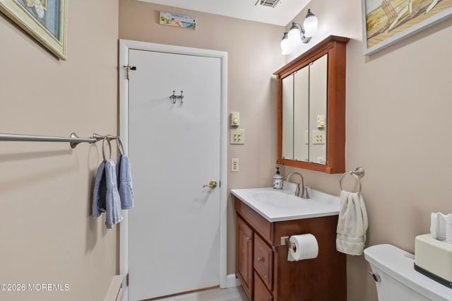 716A Wooton Court, Manchester, NJ 08759